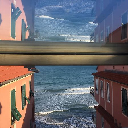 Attico Fronte Mare Alassio Exterior photo