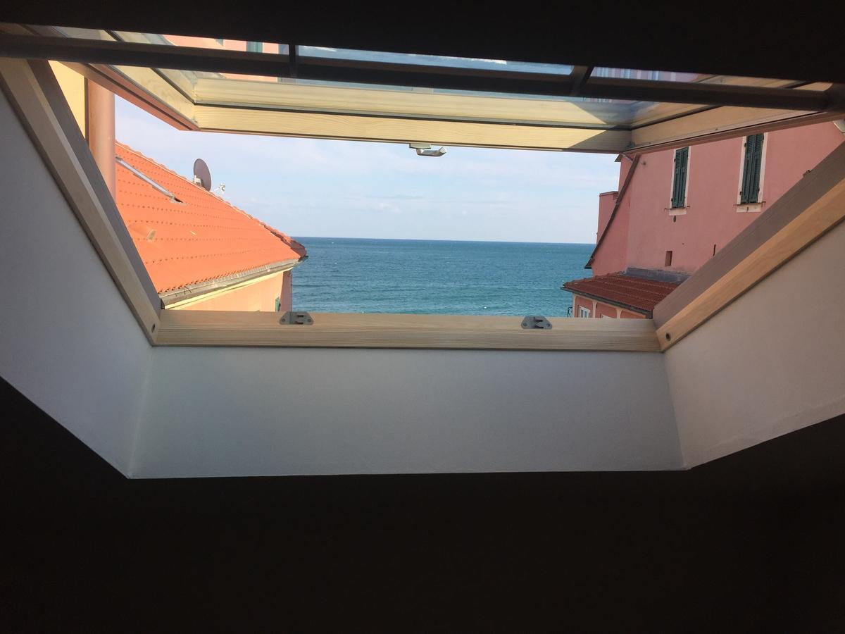 Attico Fronte Mare Alassio Exterior photo